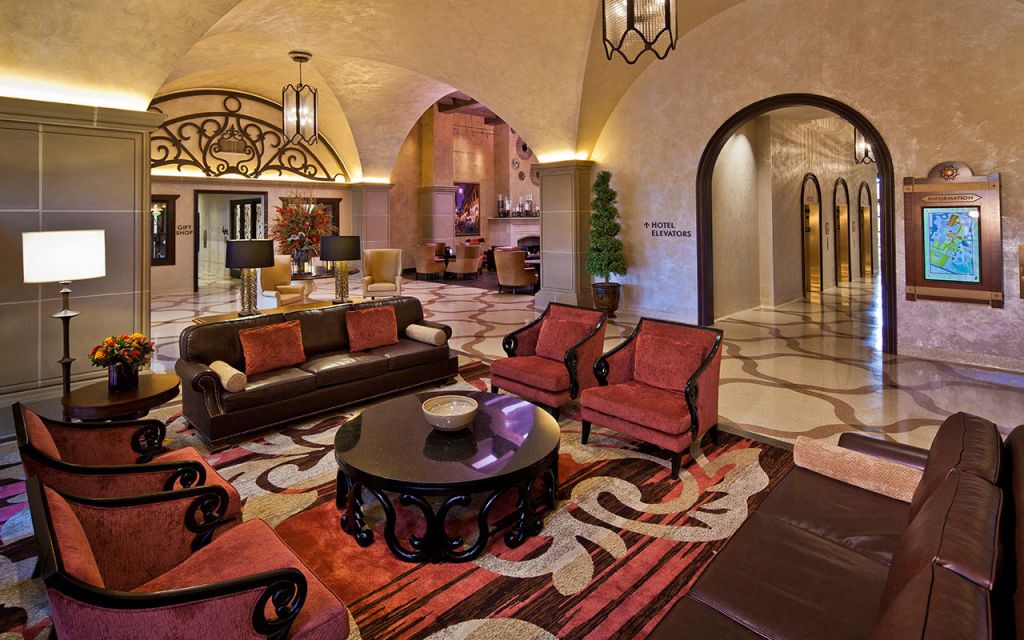 casino-del-sol-concierge
